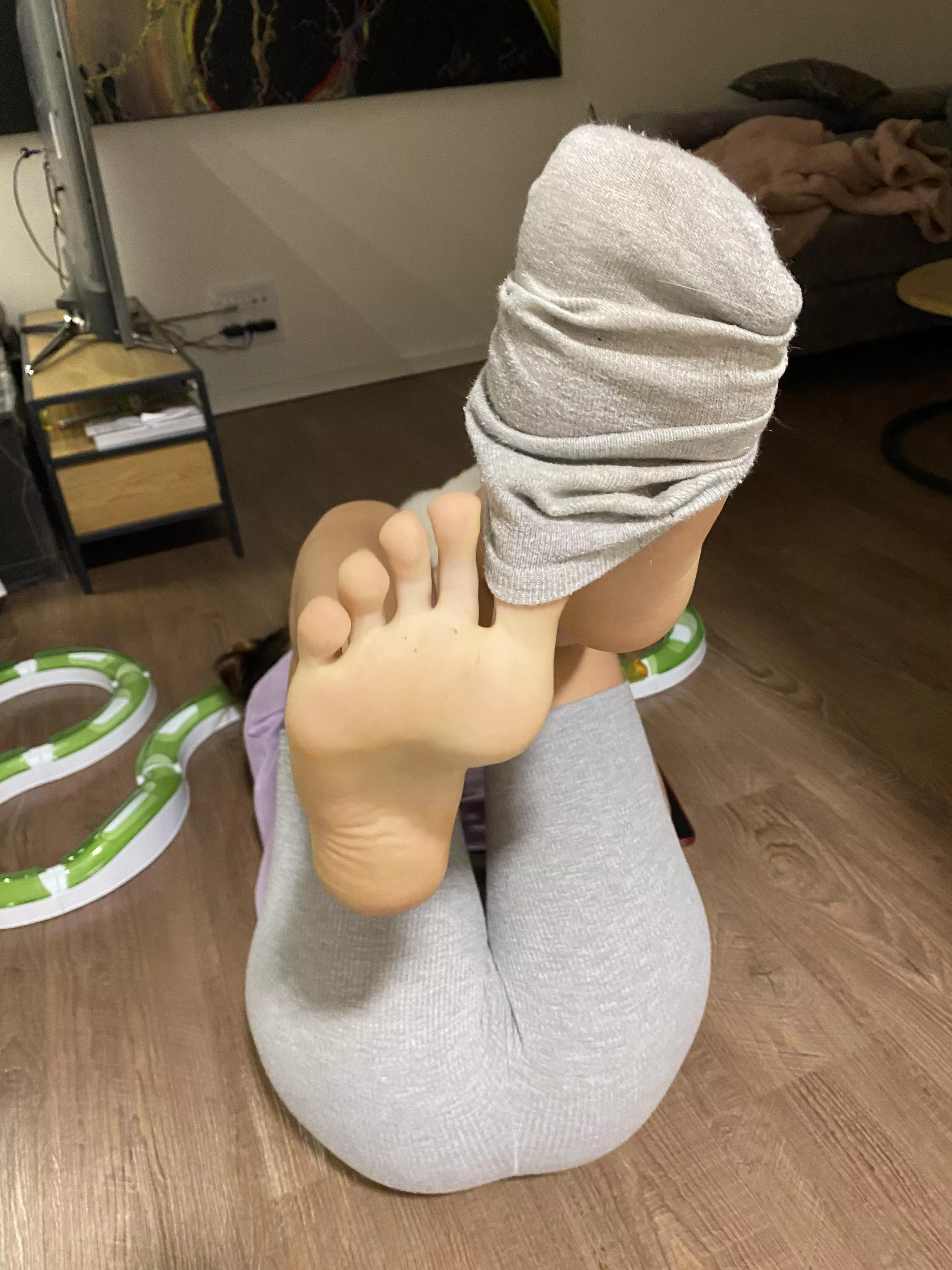 After a long day in work i took off those socks.. the smell .. was delicious