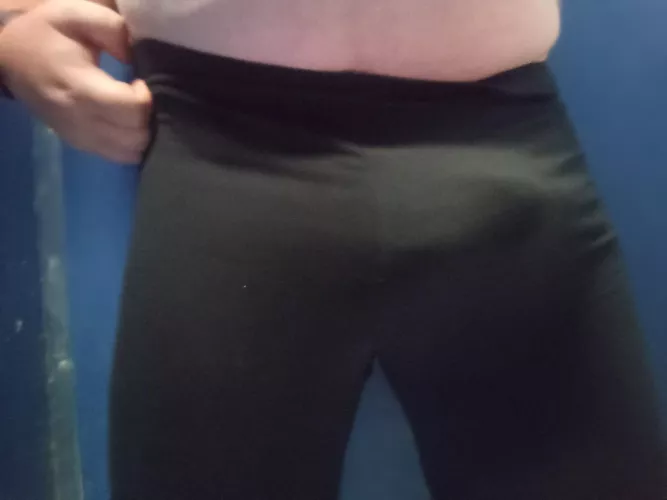 another day in leggings