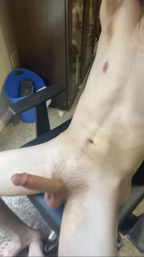 any pc gamers? 😅 (20)