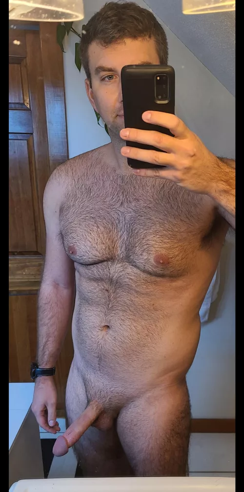 anyone like hairy guys?