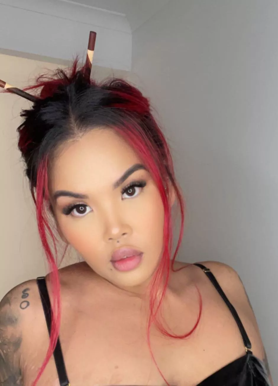 Asian persuasion 🥢🔥😈