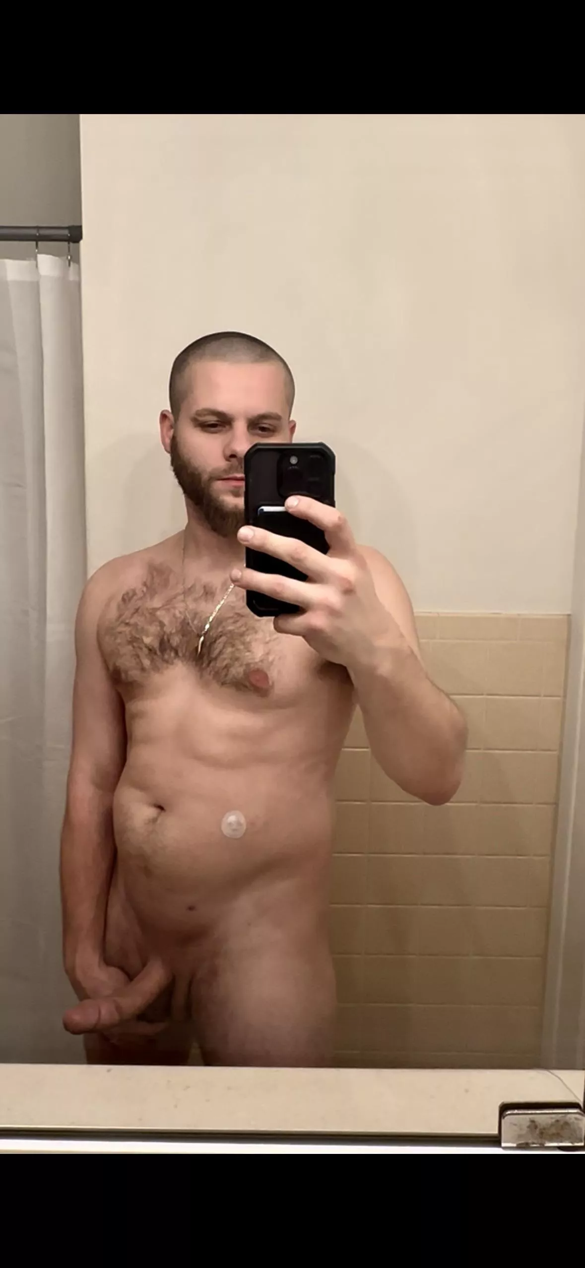 Bored with a hard cock , anyone think it’s good enough to fuck 😅🙄