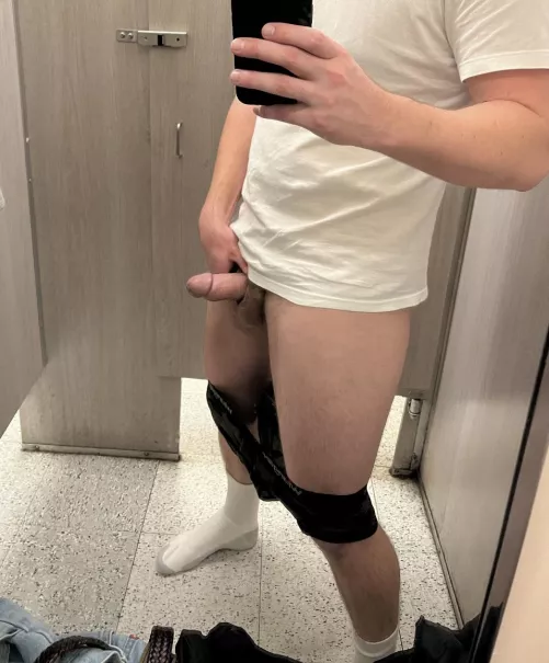 Bricked up in the Ross changing room🤷🏻