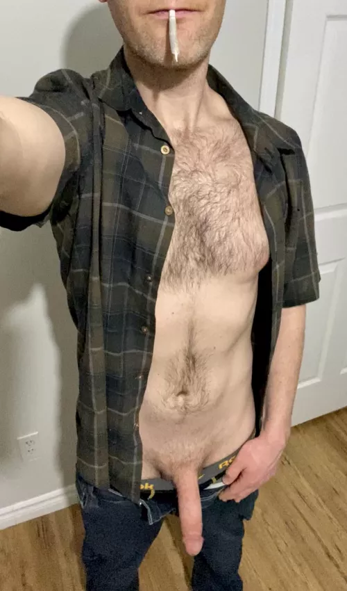 Come smoke this with me and tell me about your day [m]