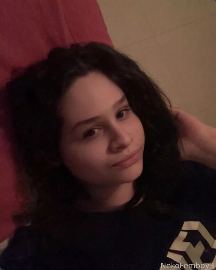 Do i look cute? 👀🤍