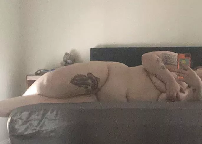 Do you like my thick thighs? 💕