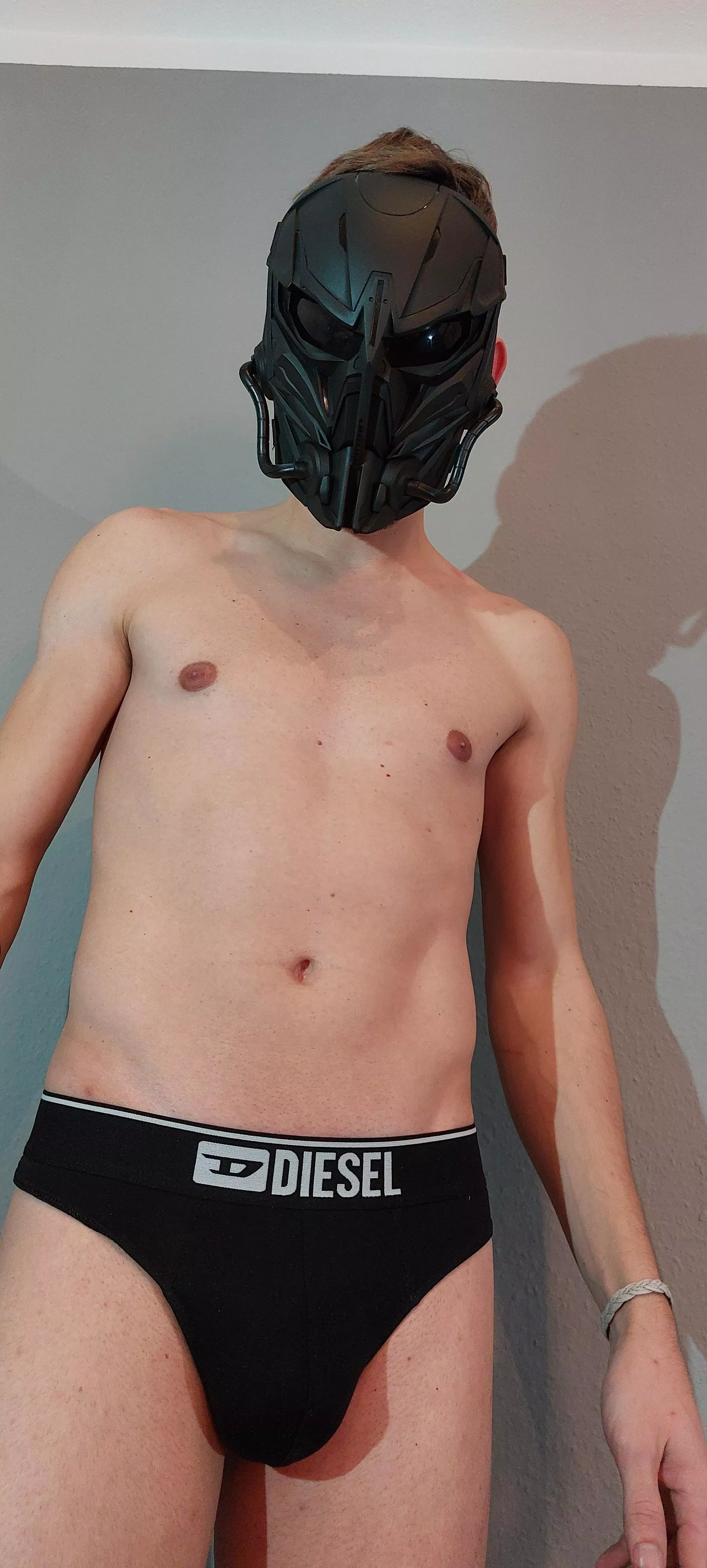 Do you like this little string? 🌶😏