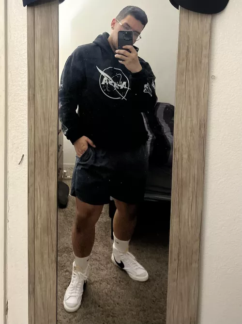 First time after losing 50lbs that I actually feel comfortable taking a picture.