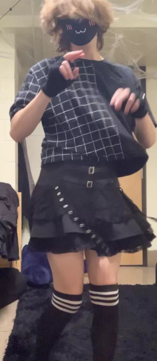 Gender dysmorphia can’t hit you if you keep on dancing!