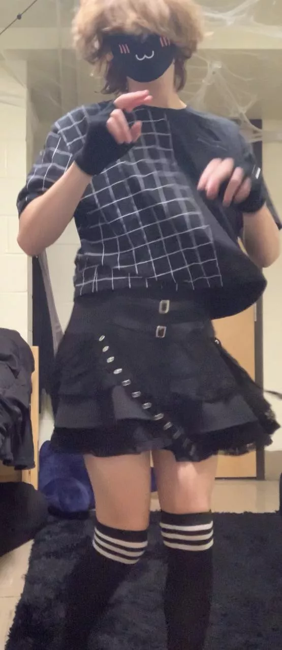 Gender dysmorphia can’t hit you if you keep on dancing!