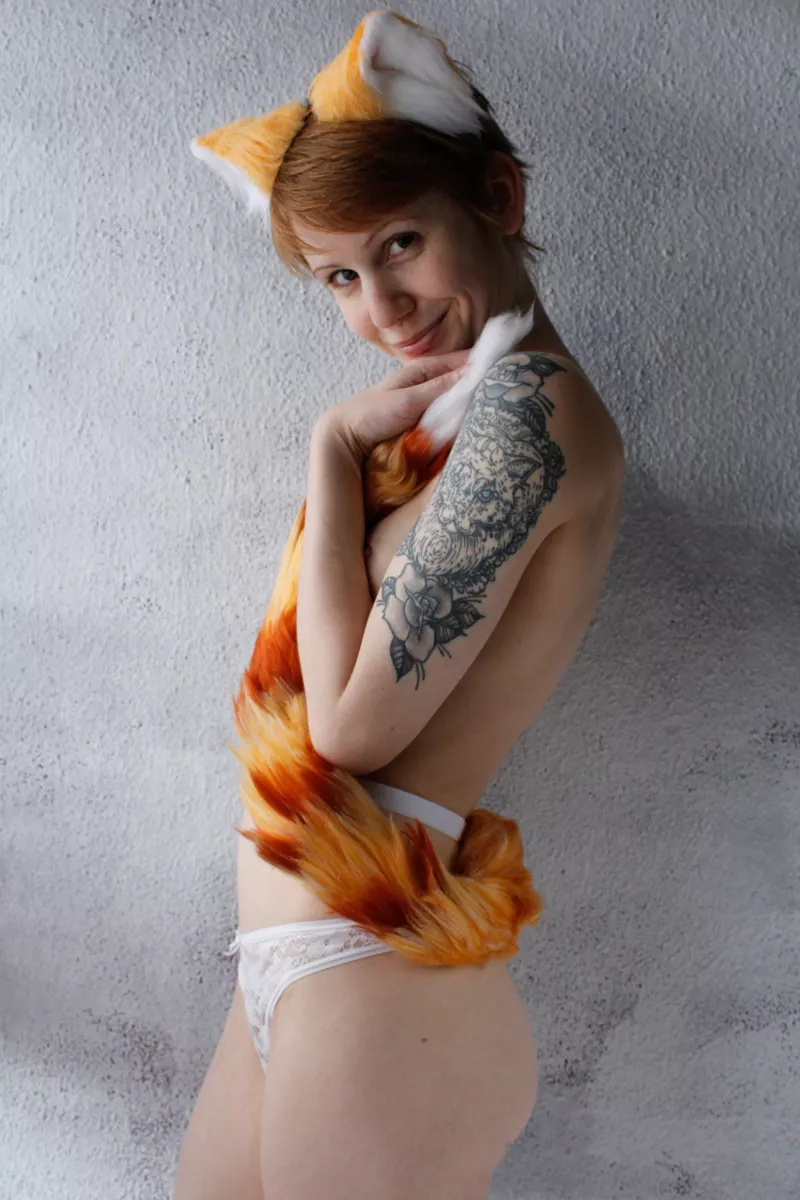 Happy Feline Friday! ^^