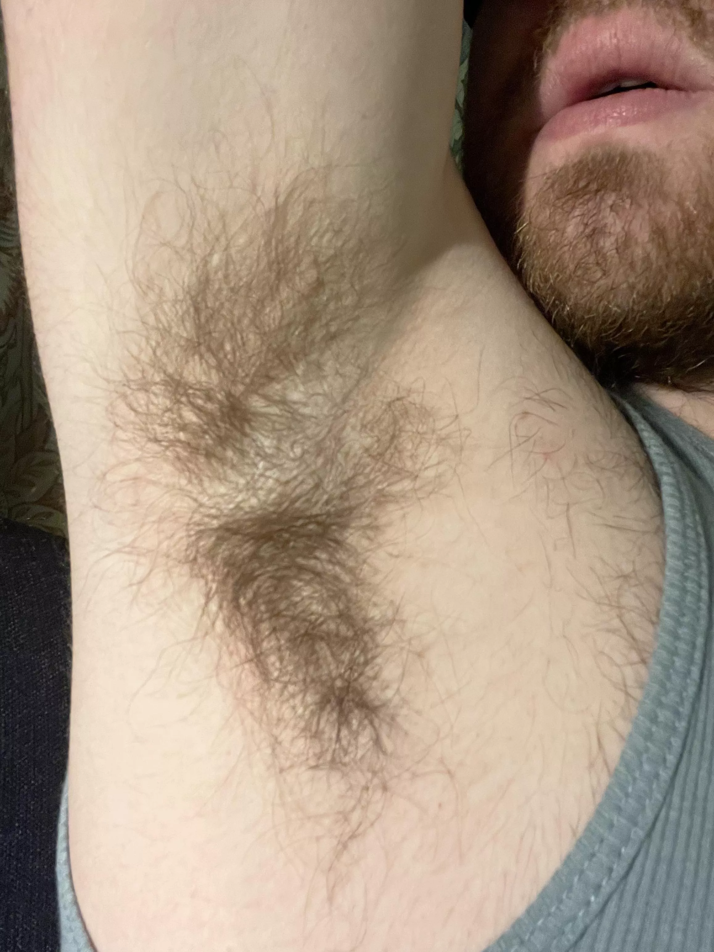 Haven’t owned deodorant in over five years now 😳🐷