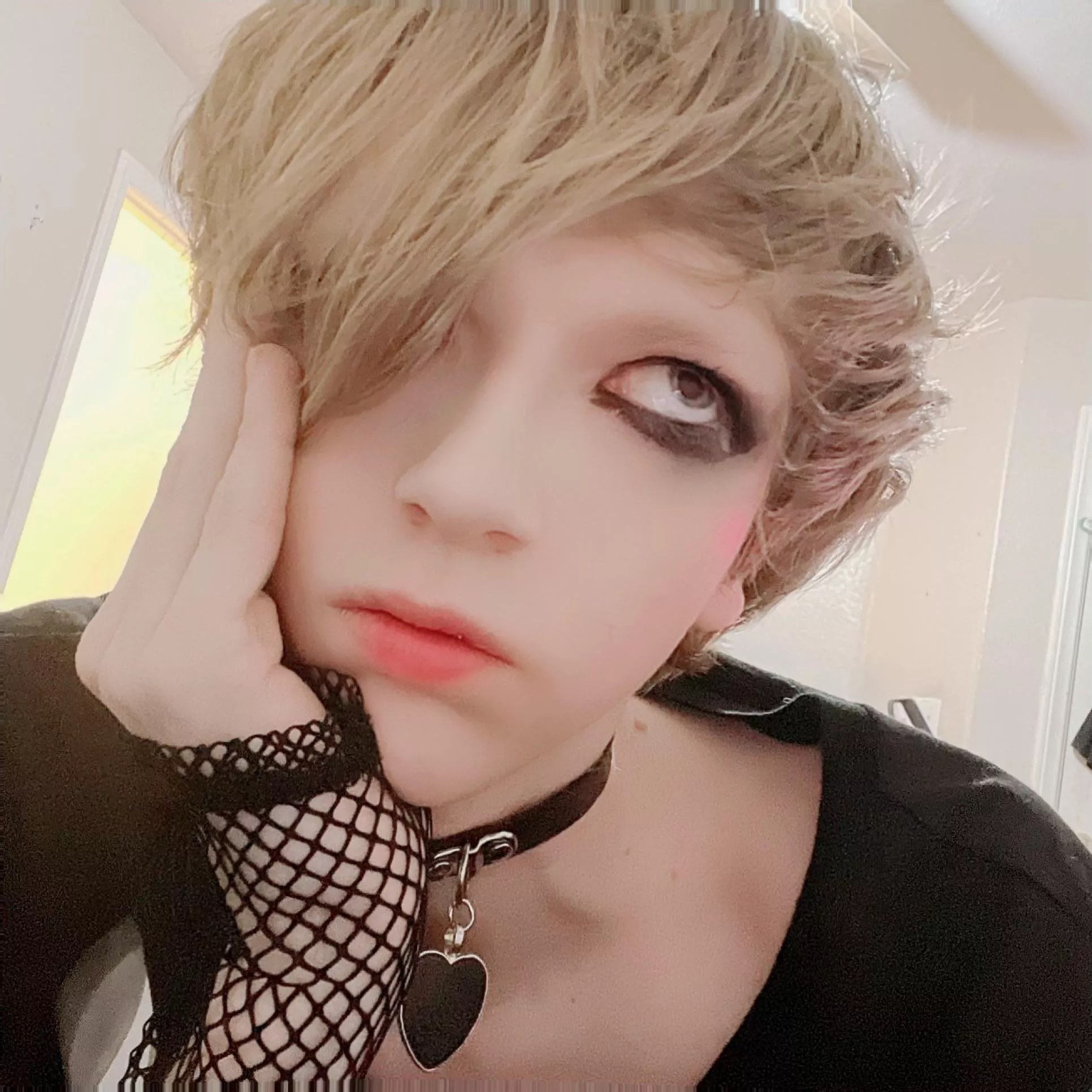 Hey there, like goth femboys?