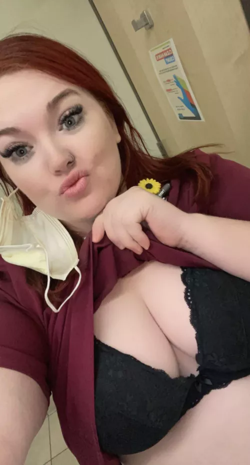 Hmu to trade my sexy nurse gf