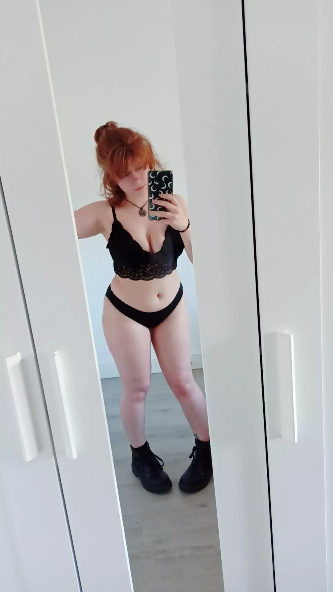 Hope you have a happy weekend 💜