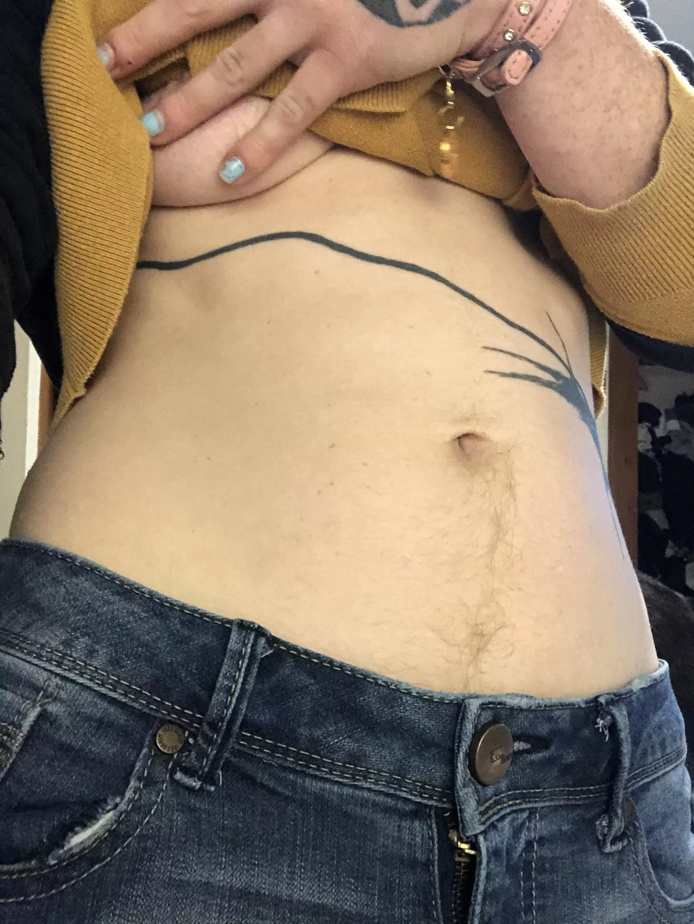 I look so hot today 😈 happy payday