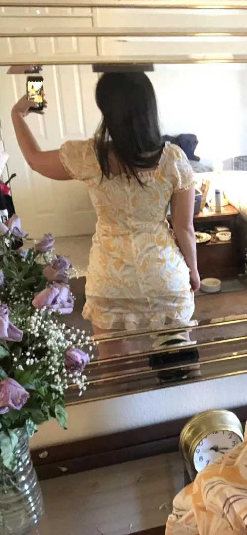 I love how I look in yellow