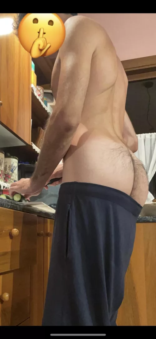 I wanna be flooded with dicks. My master told me to post this here.