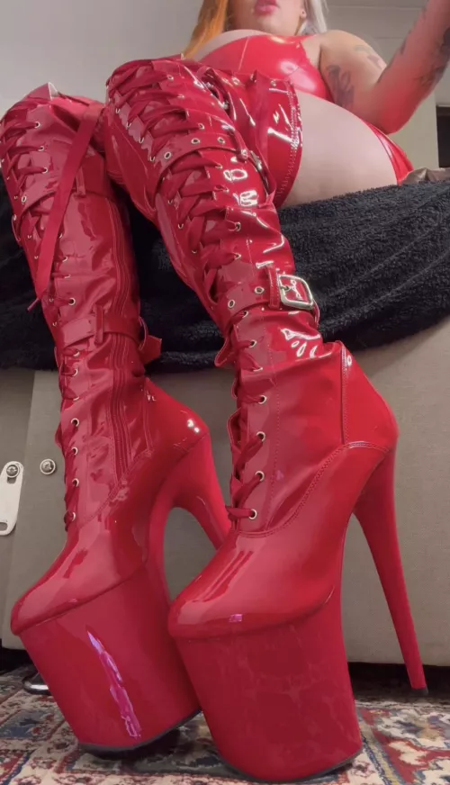 In love with these shiny boots!