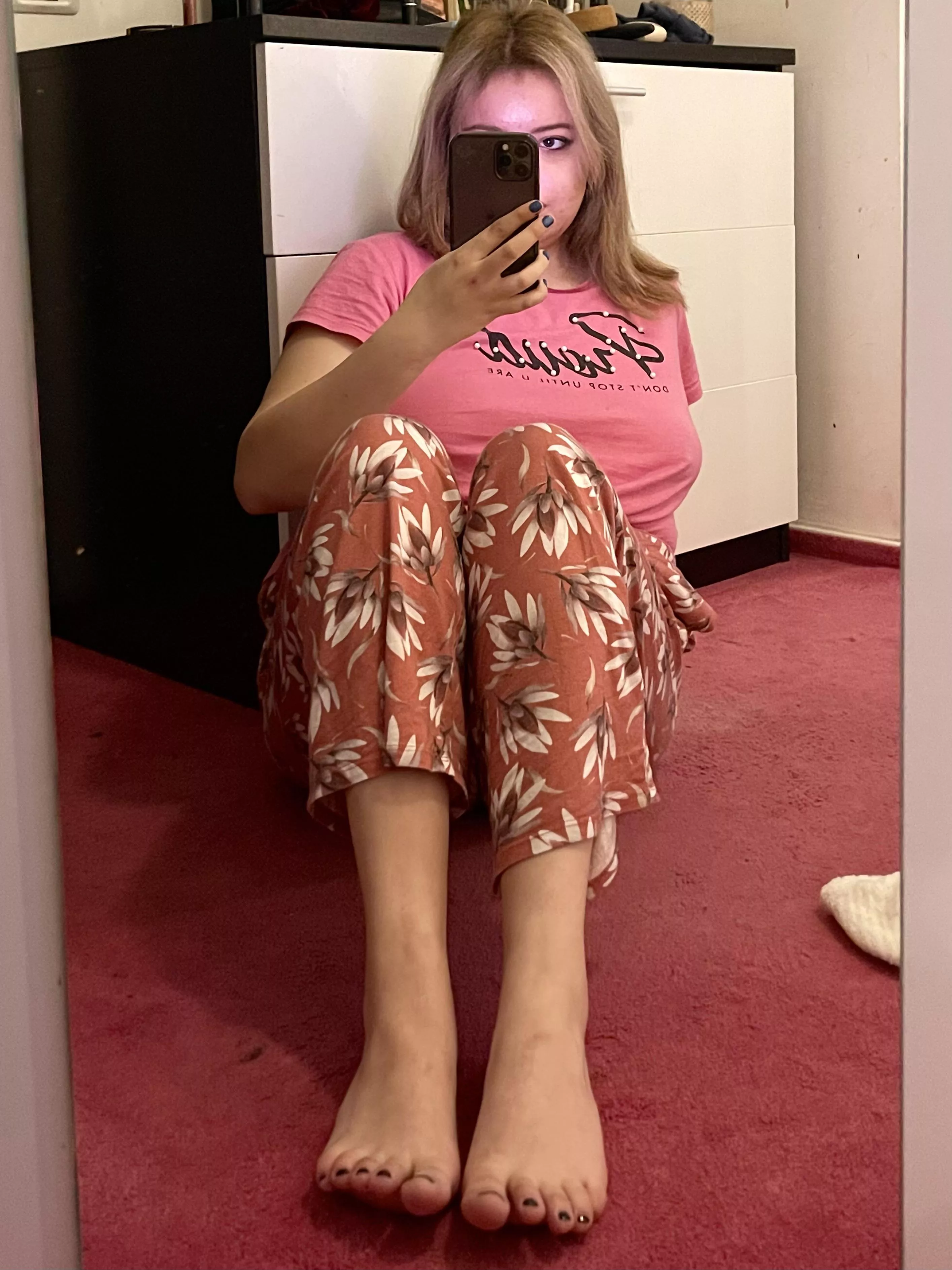 just had my pedicure done yesterday. does black suit me?