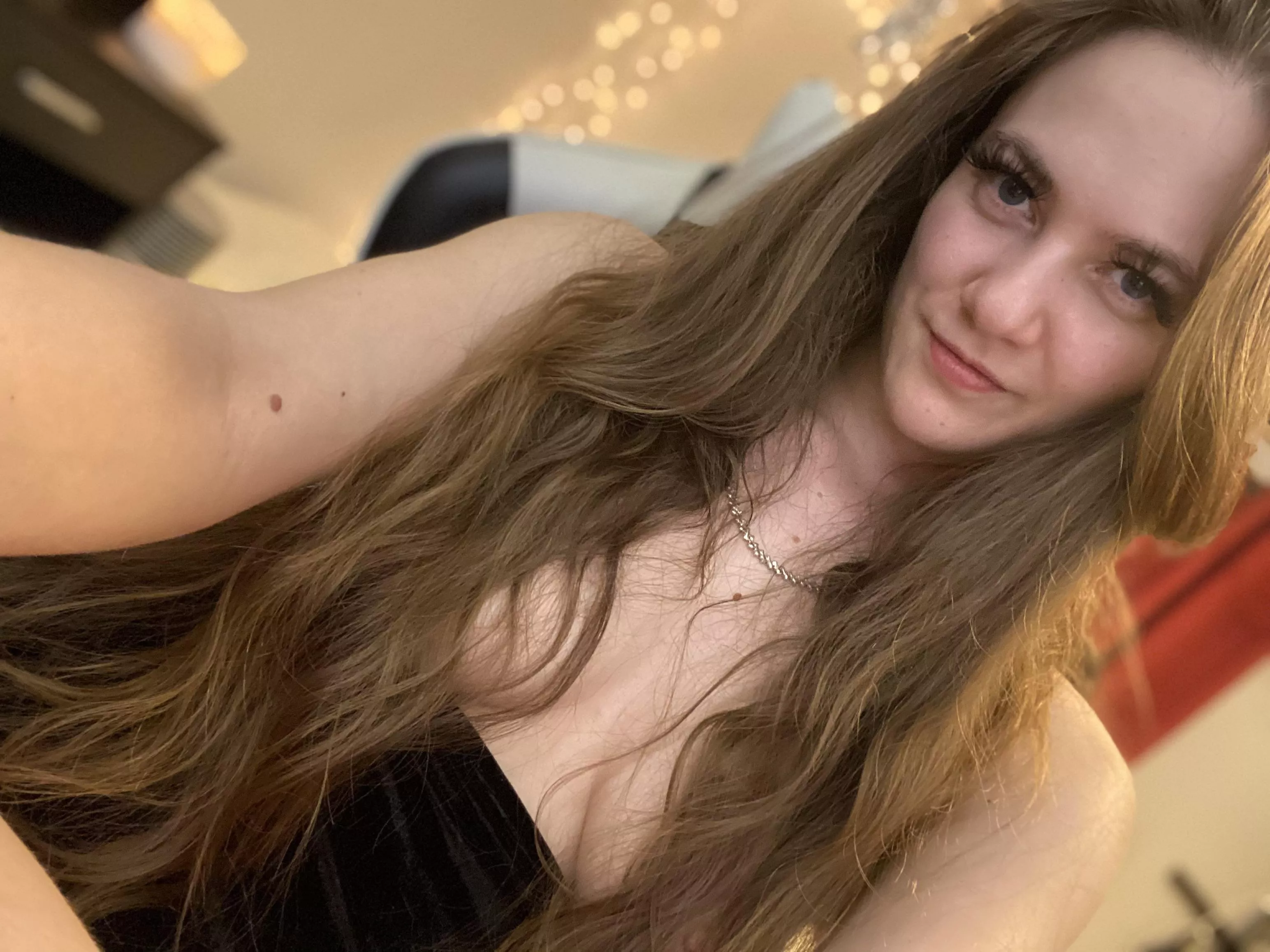 Live until 330am CST 😈 Chaturbate.com/SamanthaHayesxoxo