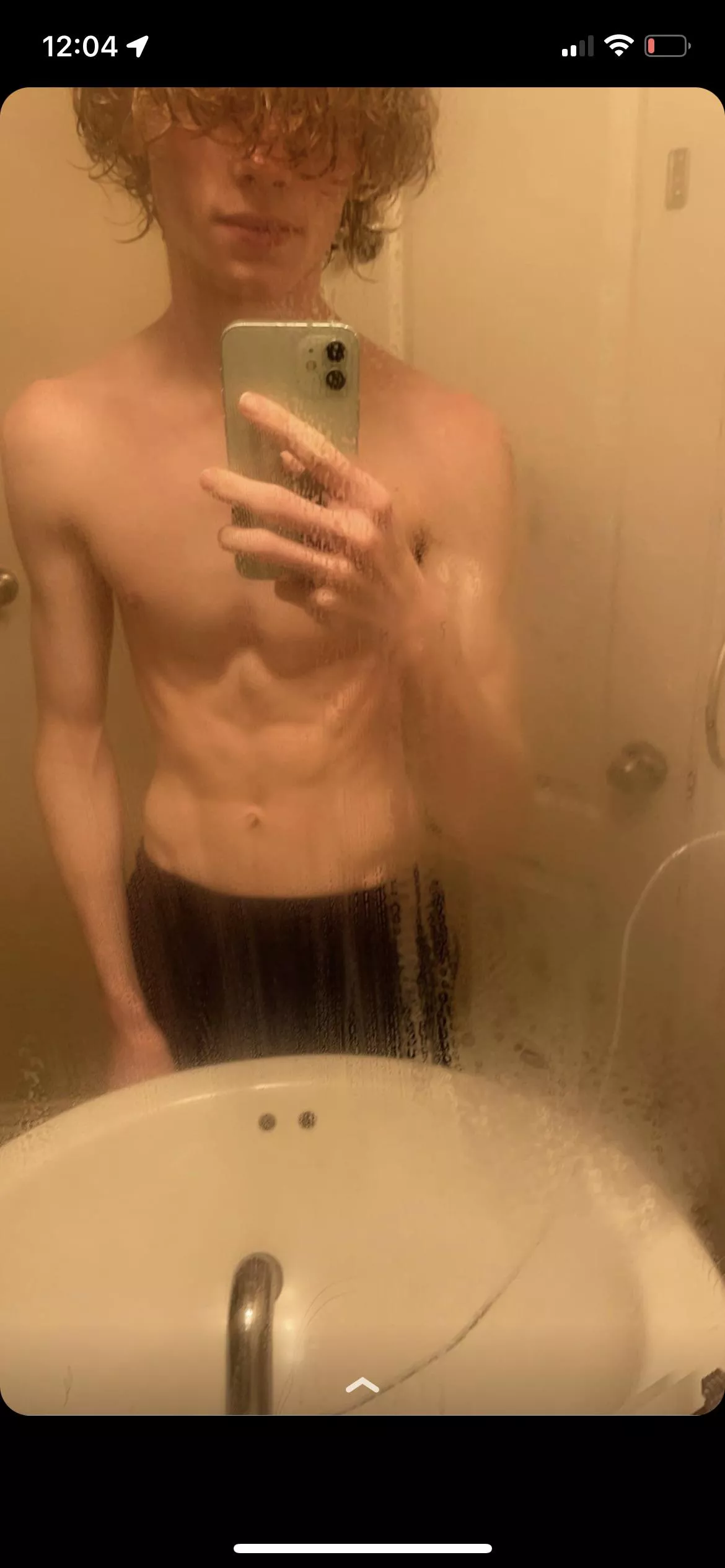 My chest hole always makes me feel a weird, but I think it looks good here :)