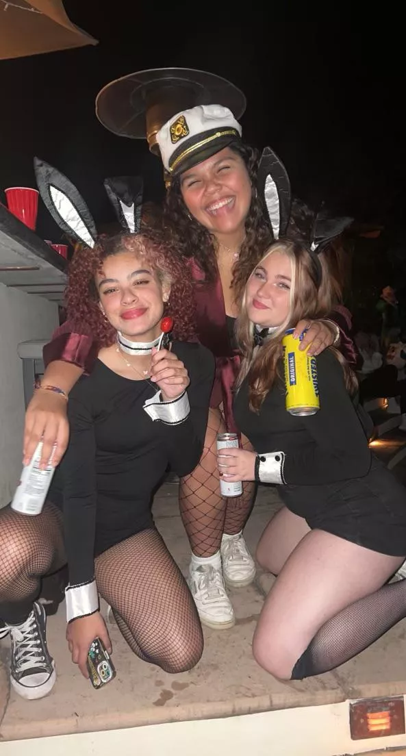 Sexy Bunny Girls