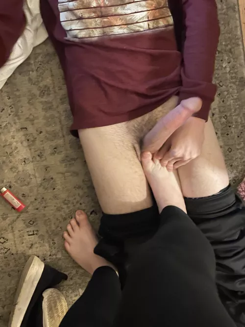 Sub gets small dick stomped on(m19)(f21)