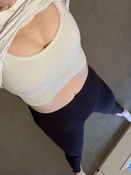 Sweaty post-workout stretch…