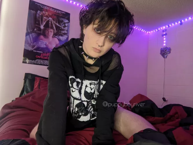 taking a moment to appreciate how pretty I am