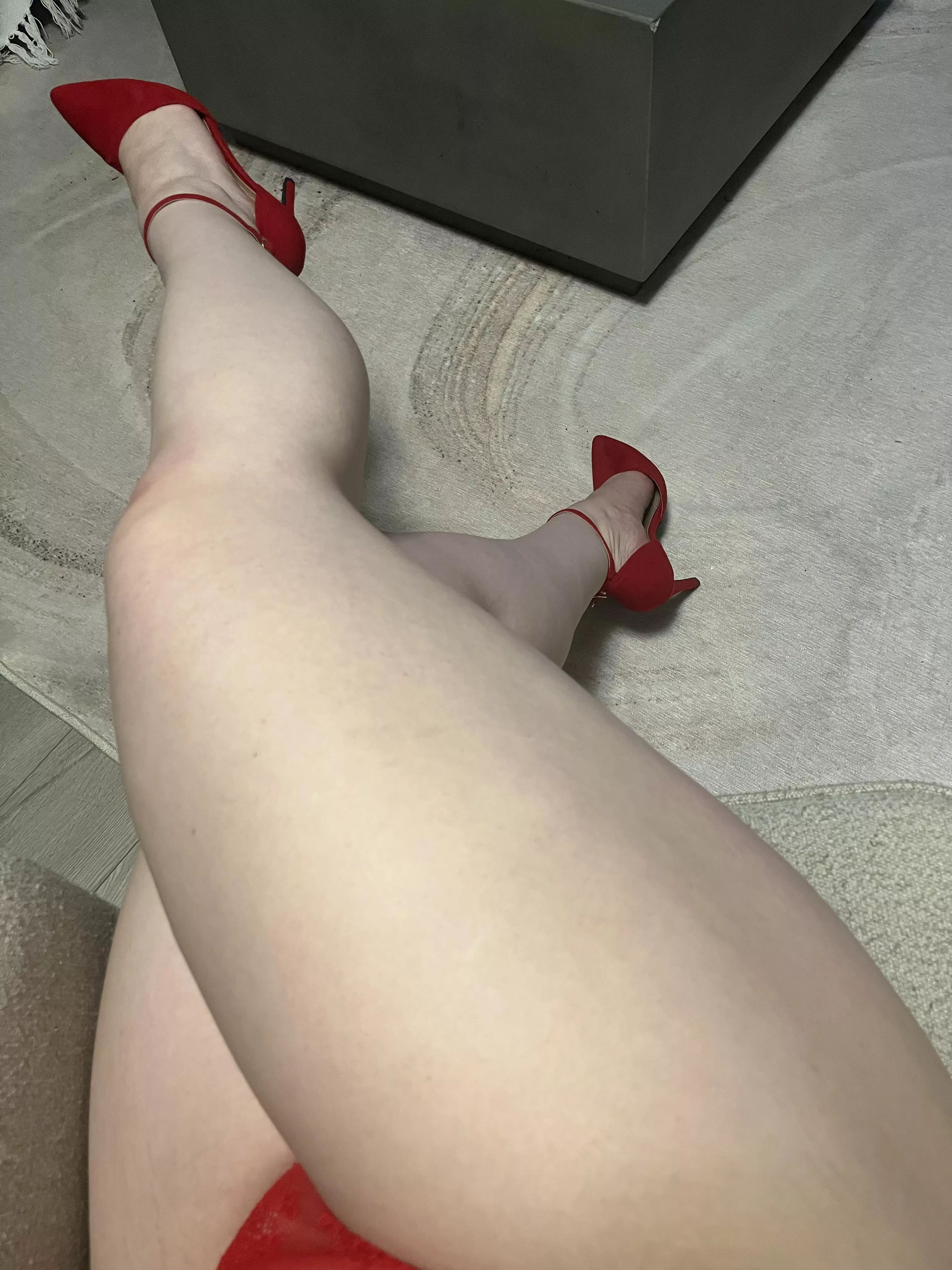 🖤🔥Thighs for days, Daddy 🔥🖤