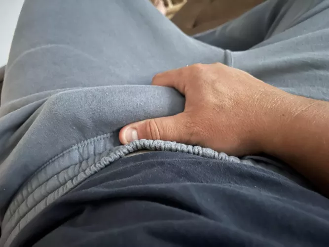 Who doesn’t love sweatpants