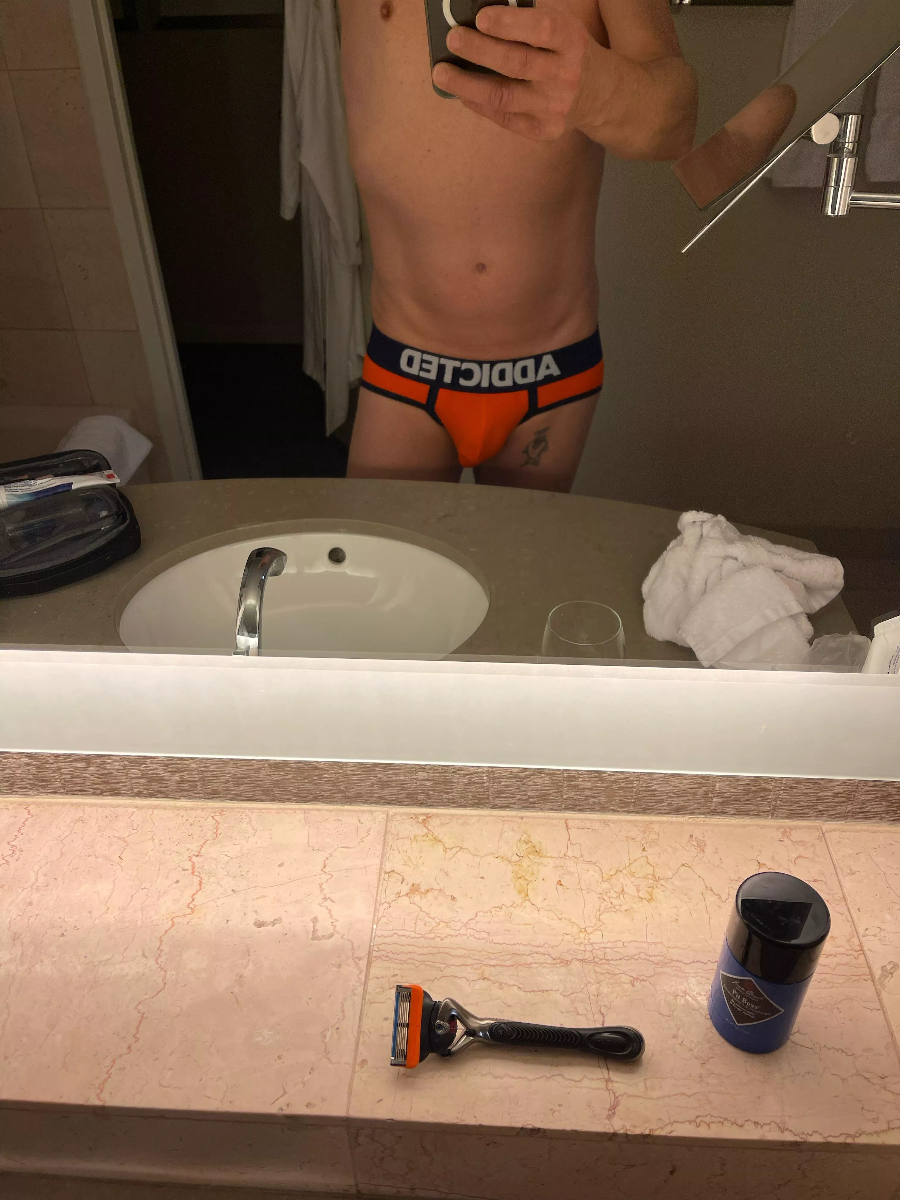 Who loves Hotel Rooms