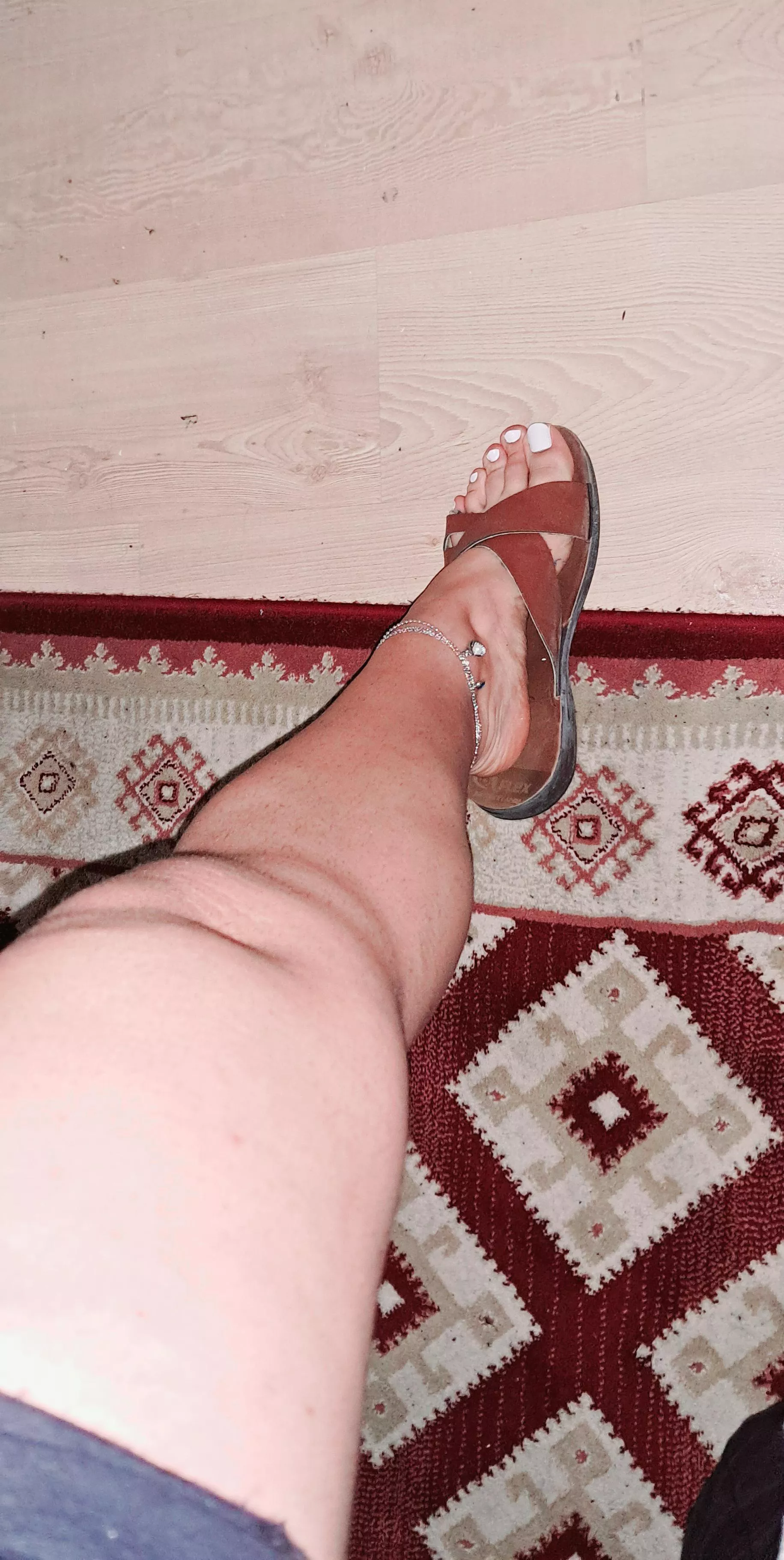 You can Suck my toes^_^