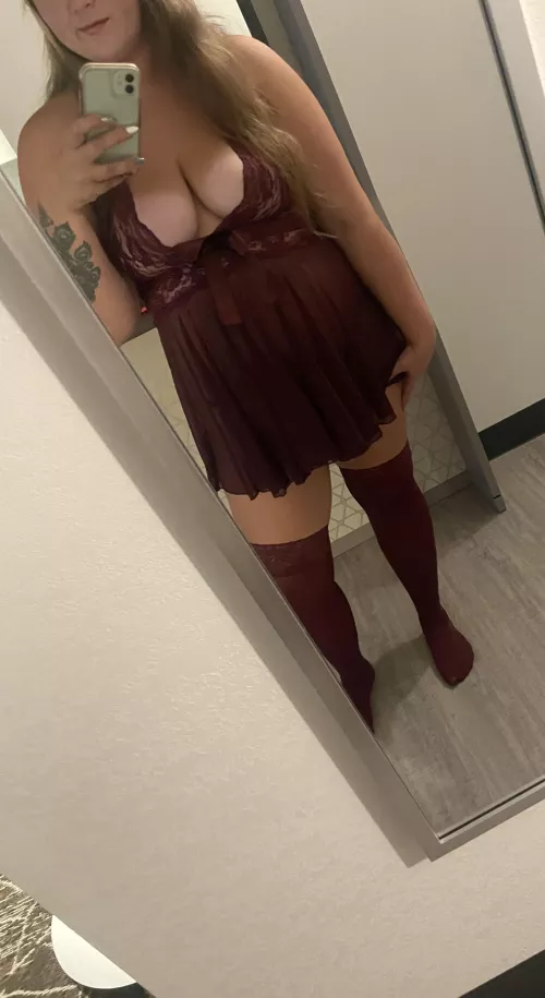 10. I’m so excited I finally found a matching pair for my outfit! Just had to share 😇