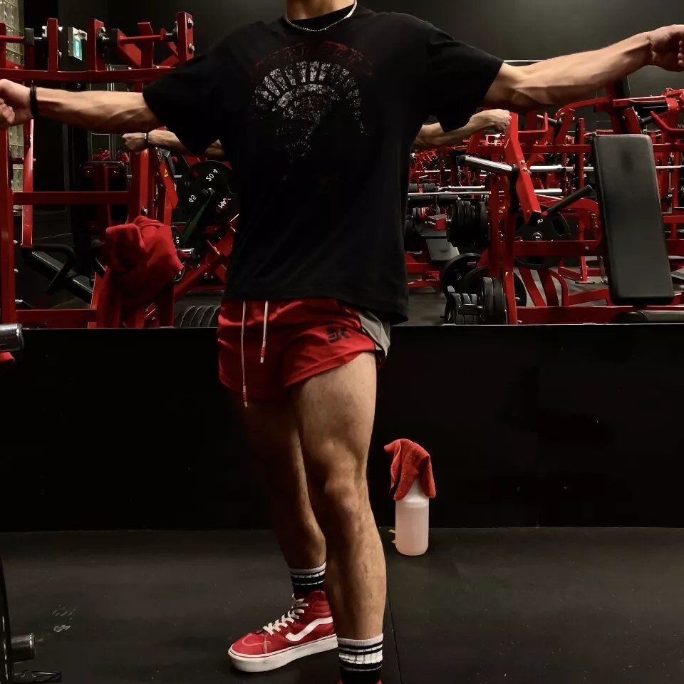 [20M] Can't find my veins, will you point them out to me?