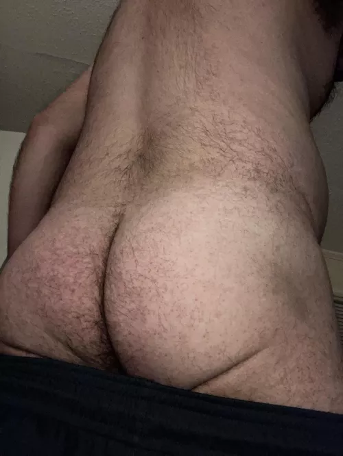 2nd post i had a few people like my hairymanass 39/M