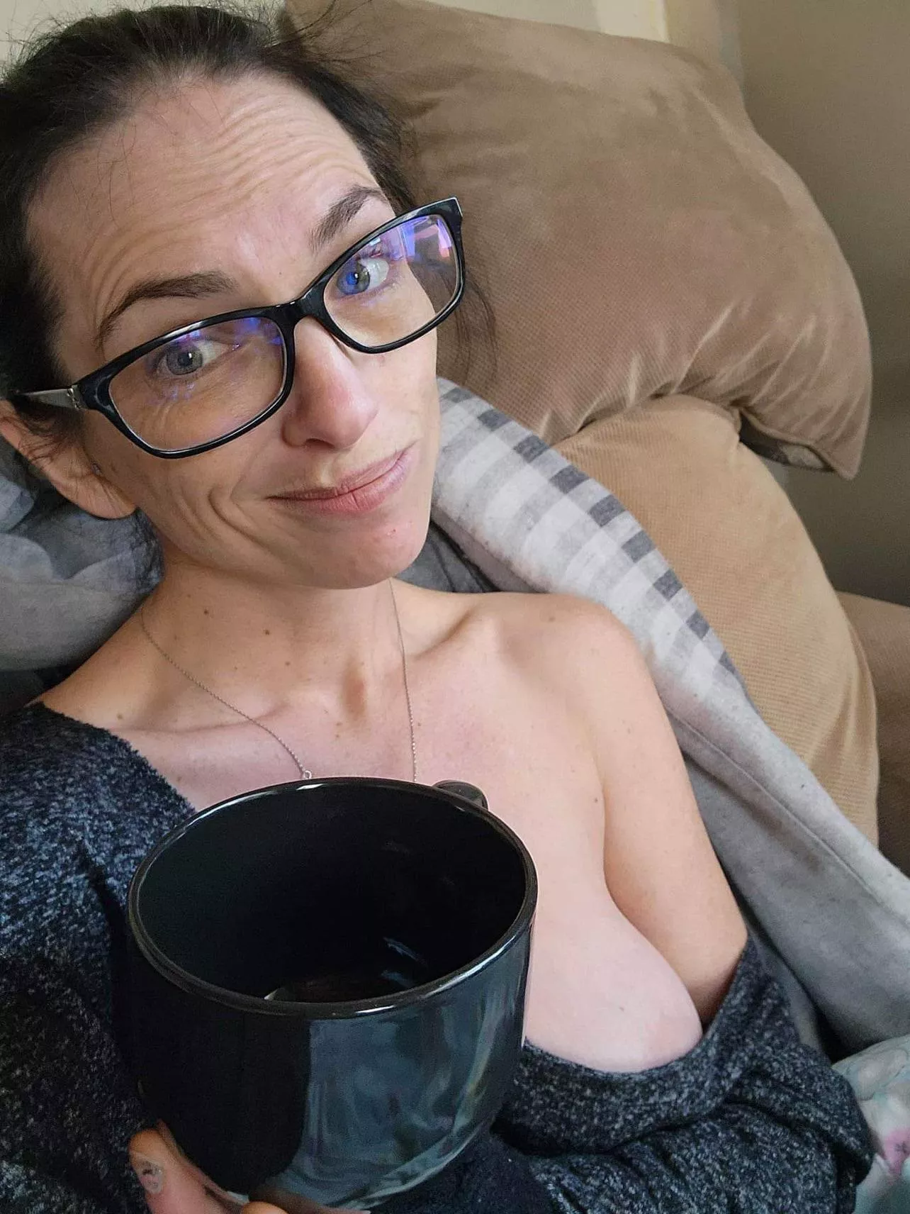 41f Send help ! My cup is empty !