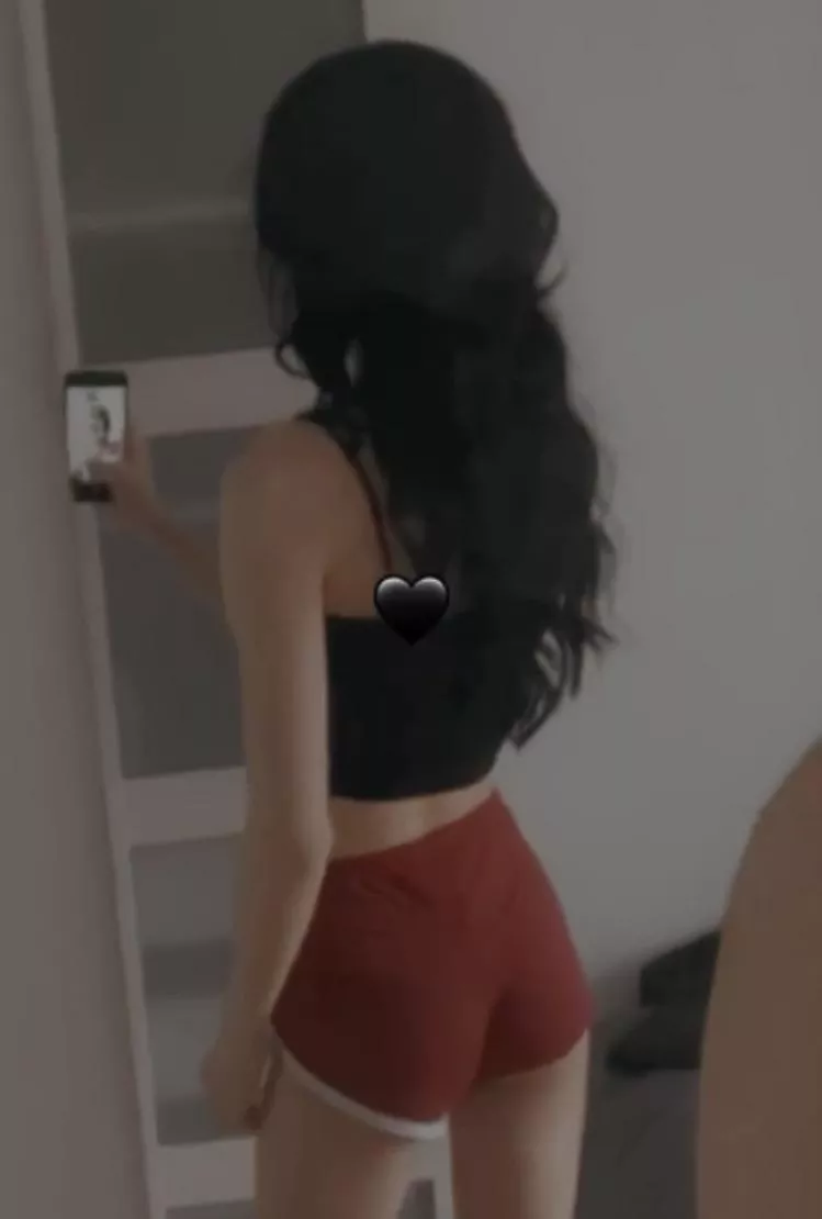 A ‘stay in comfy loungewear kind of day’ ☺️