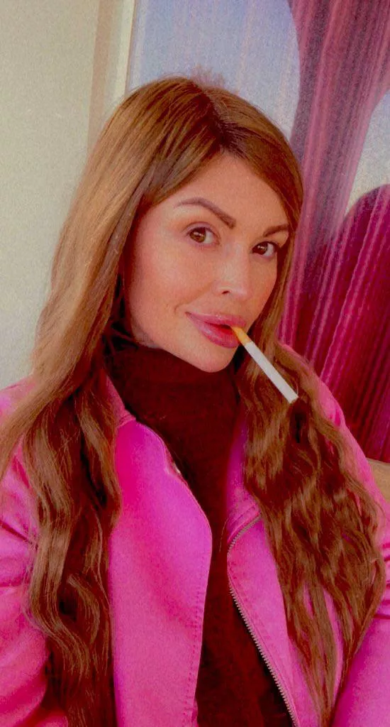 Am I distracting you ?