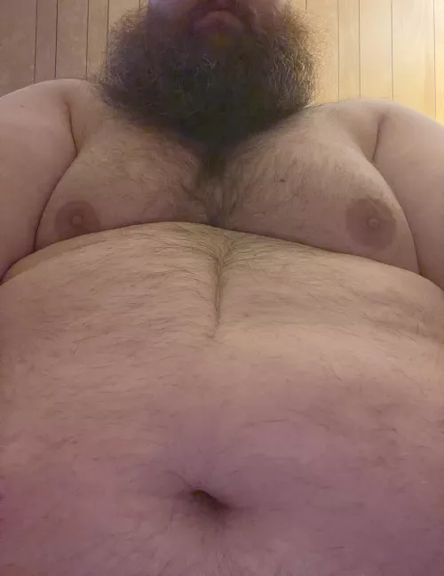 Any ladies in here that like big hairy bearded guys? Let’s chat and play. (31)