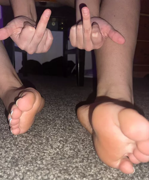 Anyone else still up just horny asffff? 😭😩