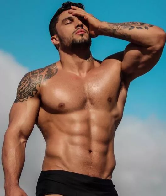 “Arthur Bittencourt” …