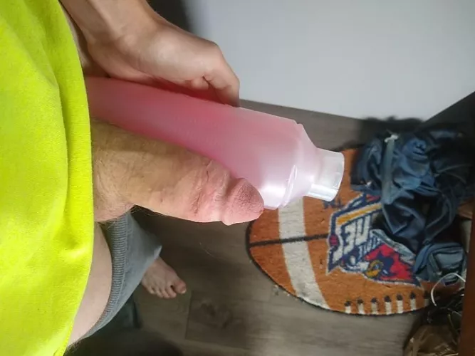 big softie vs shampoo bottle i love to show off