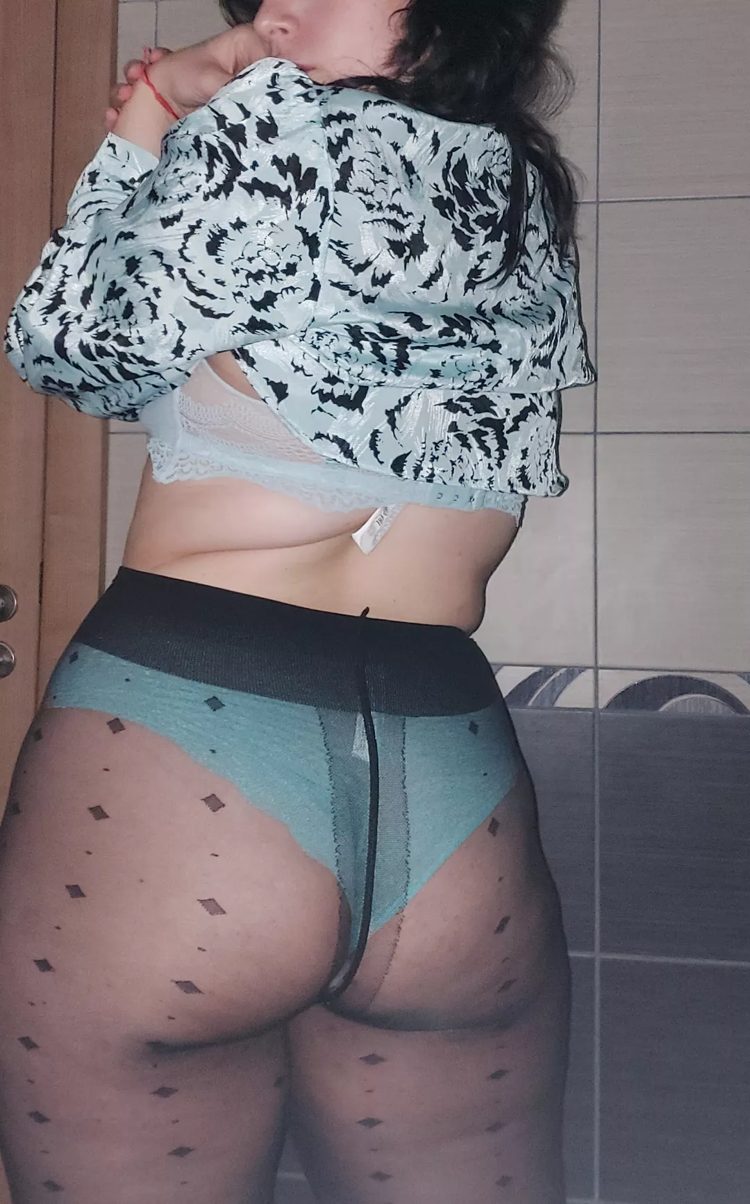 blue looks good on rolls 🤣💗 22F