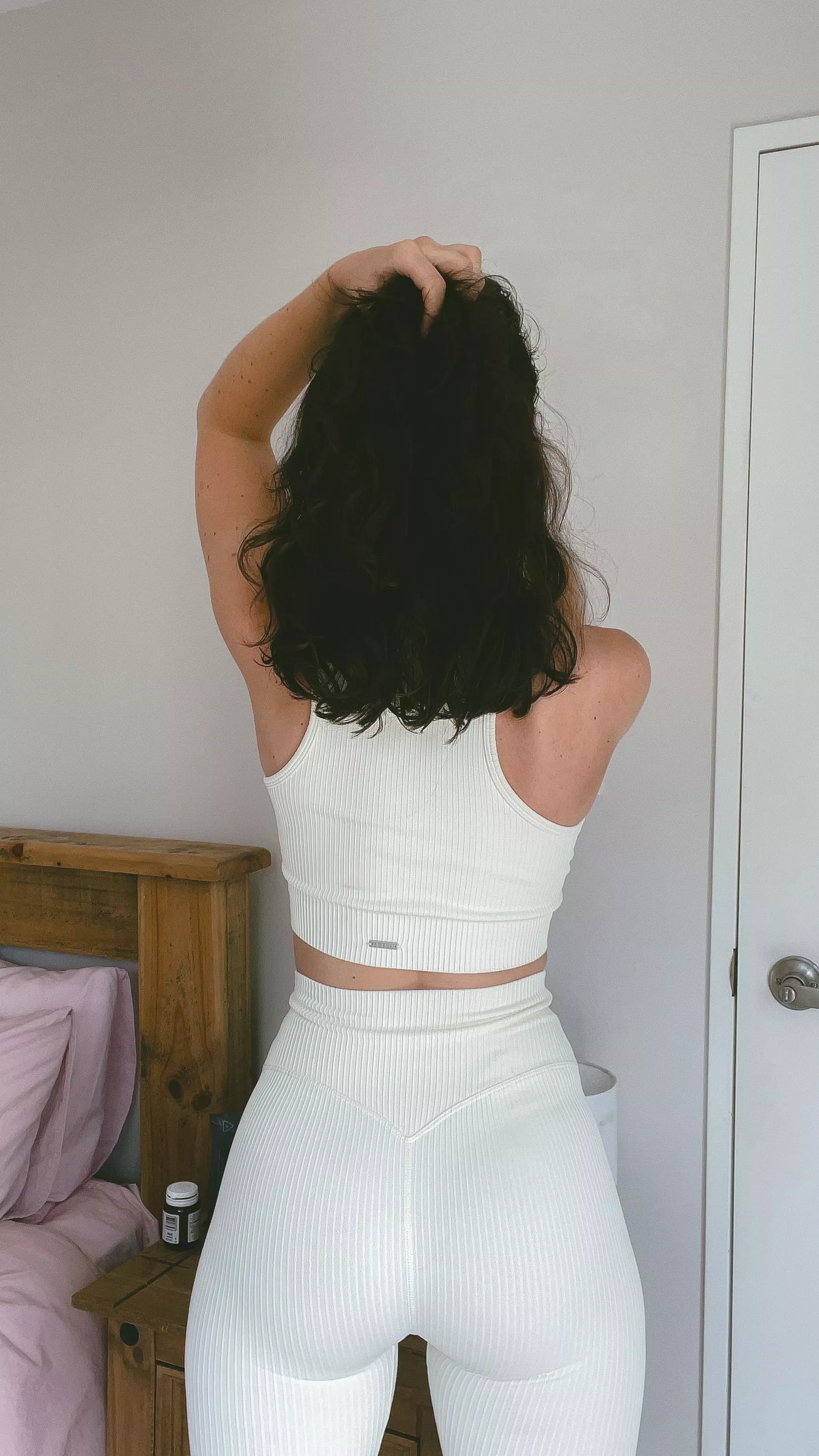 Can I take a seat on your face pretty please 😏 free site link below