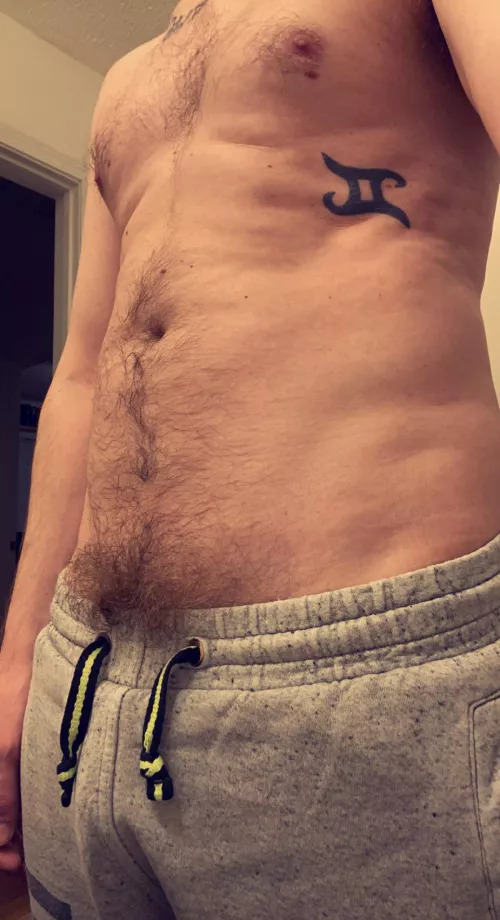 Can’t get too close to an open flame! 🌳🔥