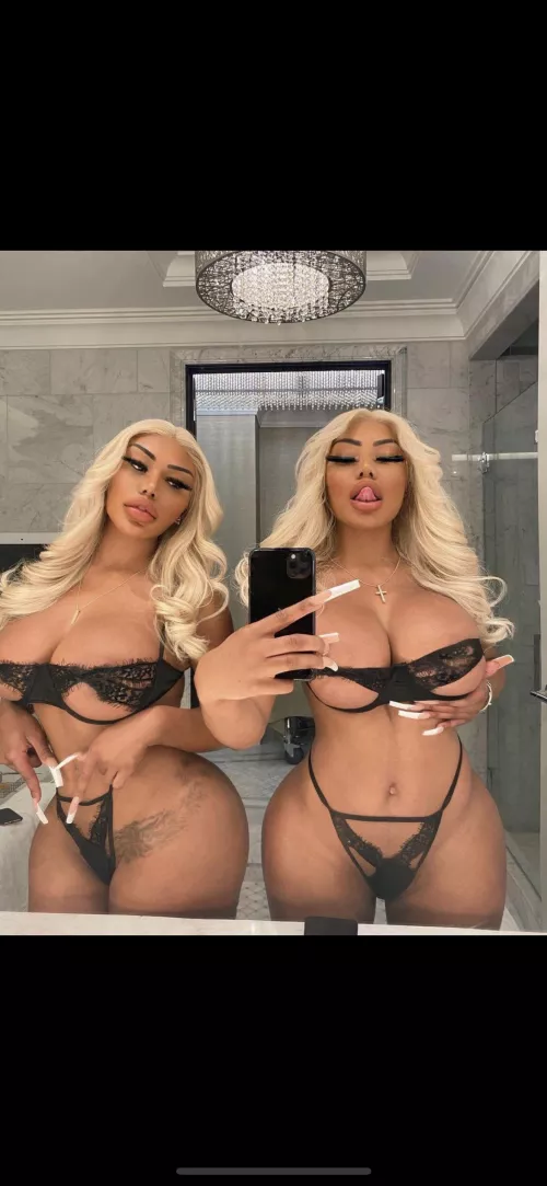 Clermont twins 😍