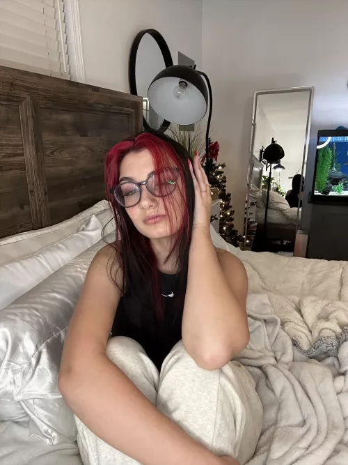 Come undress me daddy