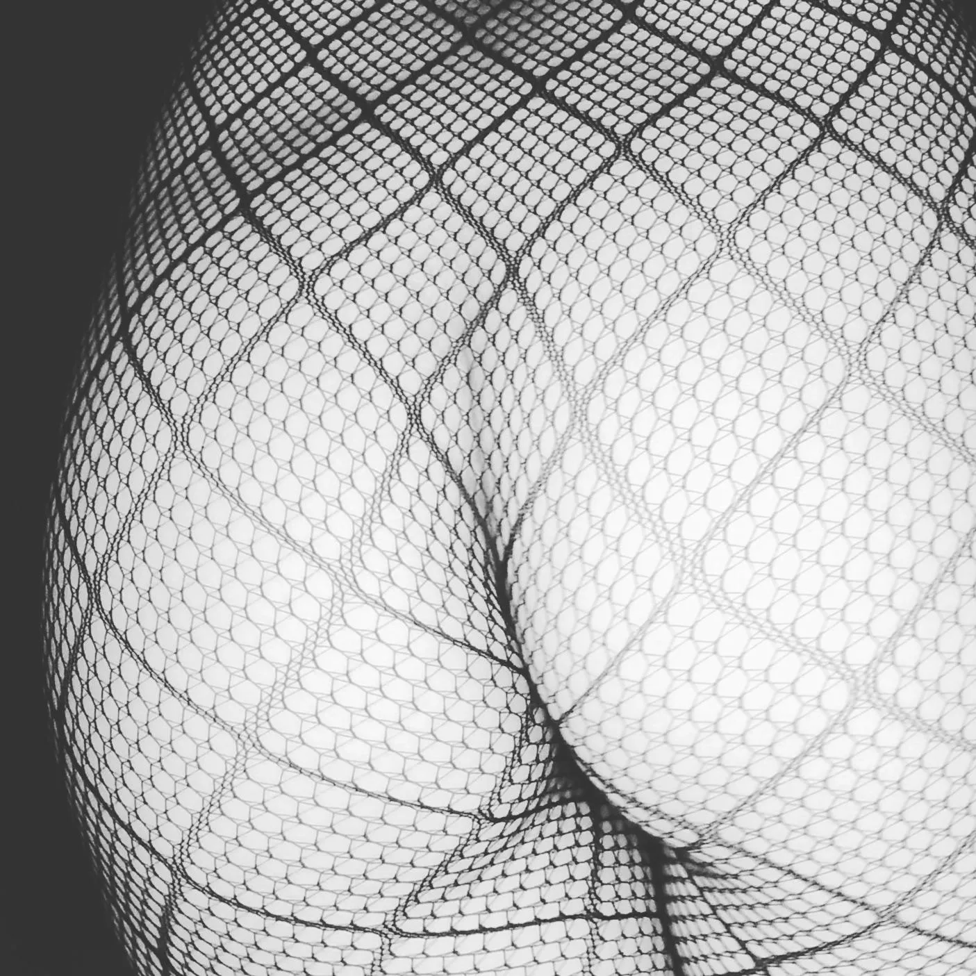 Do you Dream in Black and White?